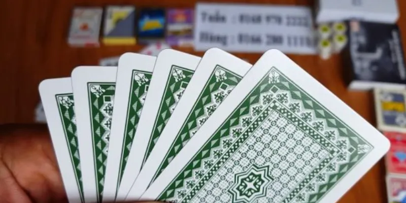 Một số lợi ích khi biết cách nhận biết lá bài từ mặt sau