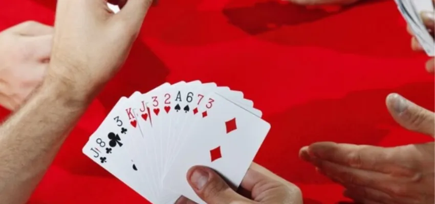 Hướng dẫn luật chơi tiến lên miền Bắc cơ bản