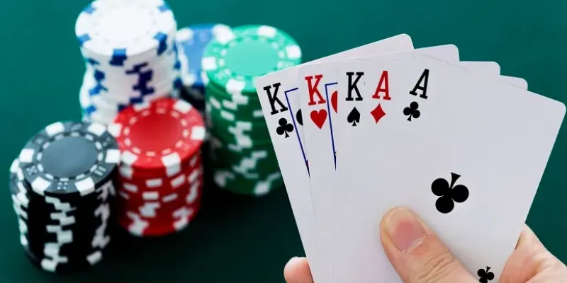 Khái quát bài Tiến Lên Solo